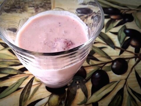 栄養補給できる"飲む豆腐"⚝トウフラッペ・ベリー